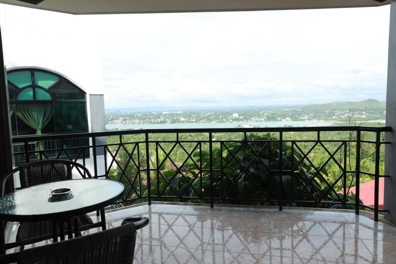 Bohol Plaza Mountain Resort And Restaurant Dauis Екстер'єр фото